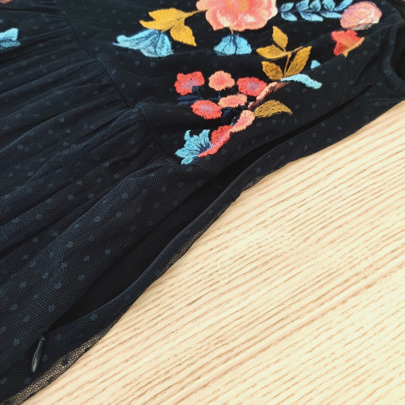 Sundance Kiera Hummingbird Midi Dress Size 4P Floral Embroidered Mesh Event $398 - Picture 11 of 16